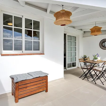 דירה Recently Renovated, With Views, Barbecue And Outdoor Shower