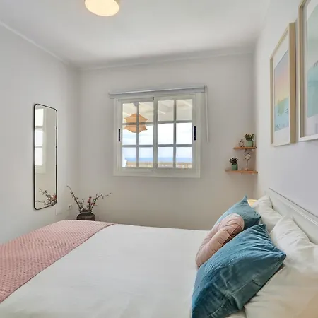 Appartamento Recently Renovated, With Views, Barbecue And Outdoor Shower
