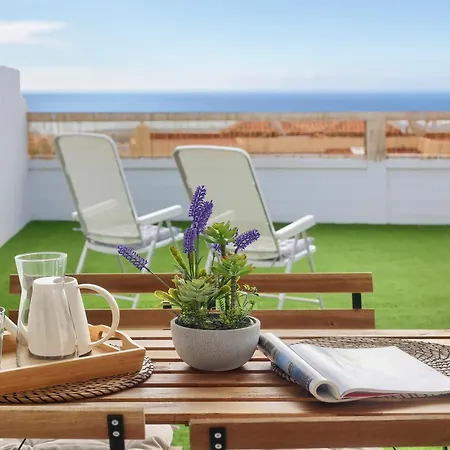 아파트 Recently Renovated, With Views, Barbecue And Outdoor Shower *